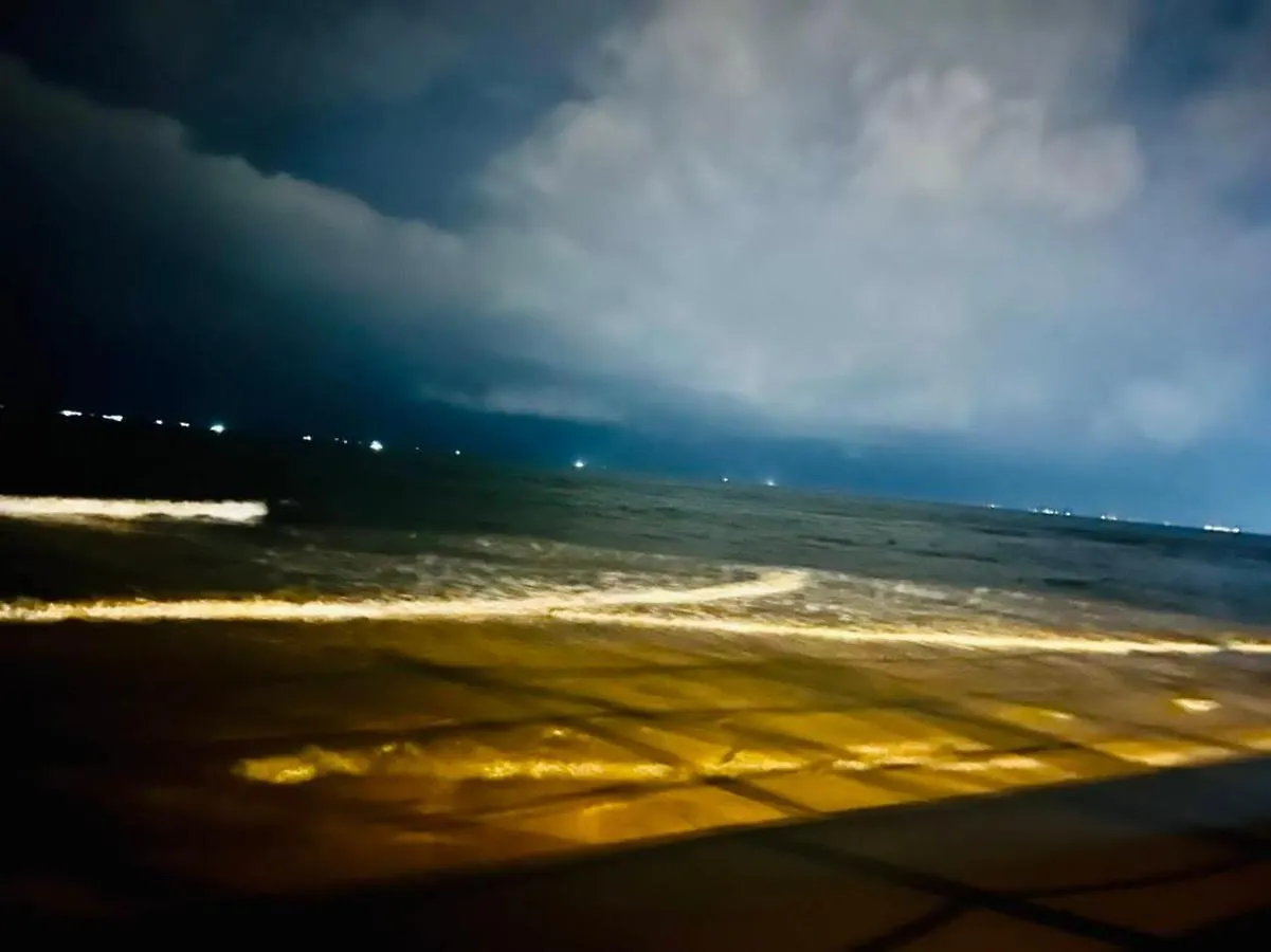 Aria Vung Tau,Sat Bien Va Co Ho Boi Mien Phi Apartment 0*,
