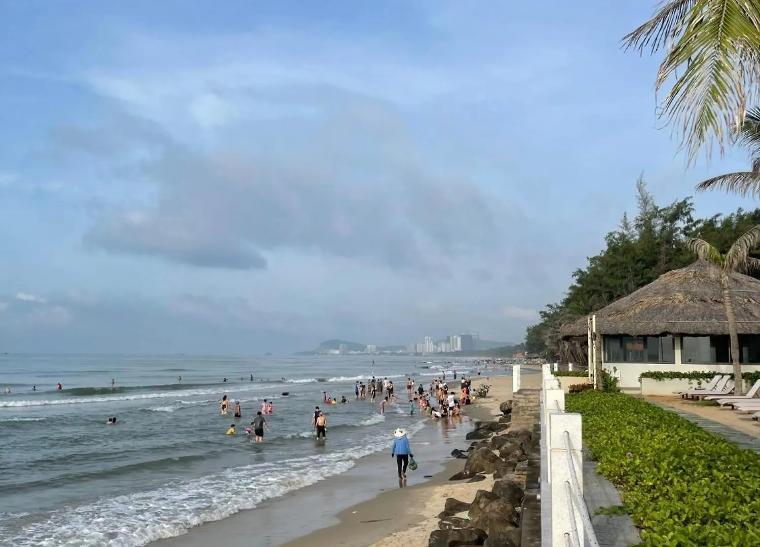 Aria Vung Tau,Sat Bien Va Co Ho Boi Mien Phi Apartment Vietnam