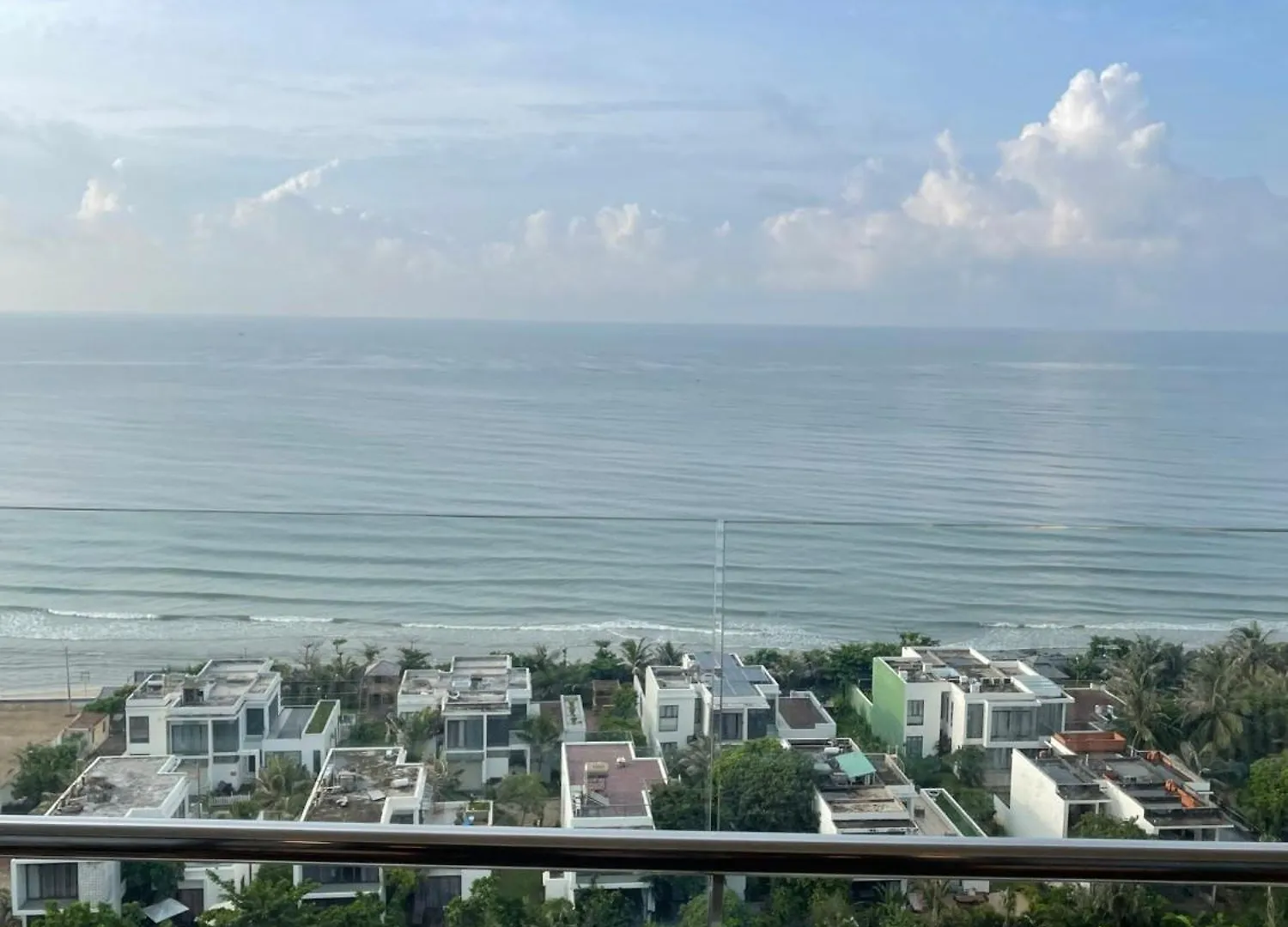 Aria Vung Tau,Sat Bien Va Co Ho Boi Mien Phi Apartment